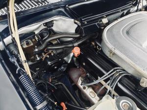 Mercedes-Benz 560 SL 1986 года  (NA)